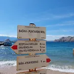 Nur 250 Meter Bis Zur Kristallklaren Adria